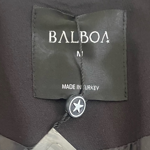 Balboa Black Long Sleeve Crop Tailored Jacket with  Criss-Cross Cutout T… - Picture 3 of 4